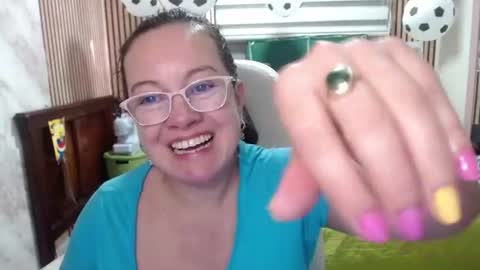 Snapshot of mature_wolf chatting on June 13, 9:02 pm Sonia online show from June 13, 9:02 pm