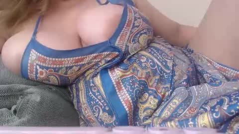 Snapshot of matureboobsbig chatting on May 11, 2:45 pm matureboobsbig online show from May 11, 2:45 pm