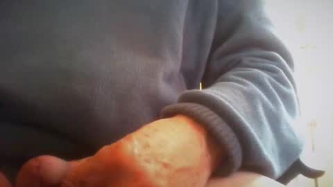 Snapshot of maturedaddi chatting on February 3, 2:33 pm Maturedaddi online show from February 3, 2:33 pm