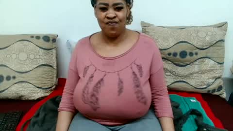 QUEEN online show from July 5, 5:31 pm