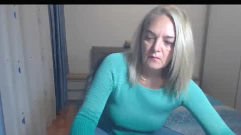 maturediana online show from October 20, 2:01 am
