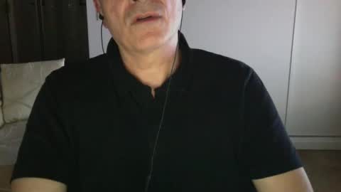 Snapshot of maturehotman chatting on December 5, 7:49 pm maturehotman online show from December 5, 7:49 pm