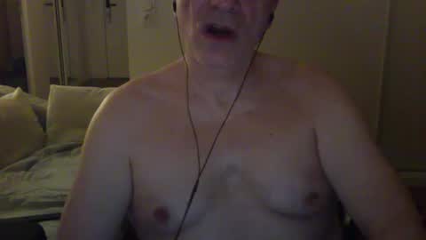 Snapshot of maturehotman chatting on February 3, 10:00 pm maturehotman online show from February 3, 10:00 pm