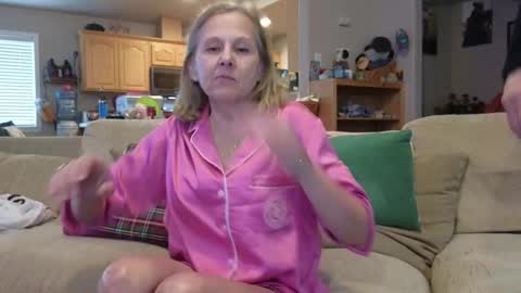 JustUs online show from February 15, 11:14 pm