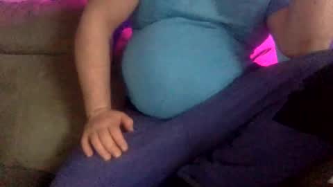 Snapshot of matureman1234 chatting on February 15, 8:57 am matureman1234 online show from February 15, 8:57 am