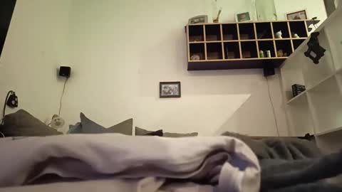 Snapshot of matzestr95 chatting on February 1, 4:27 pm matzestr95 online show from February 1, 4:27 pm