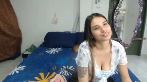 Mau and Lauren online show from September 20, 4:52 pm