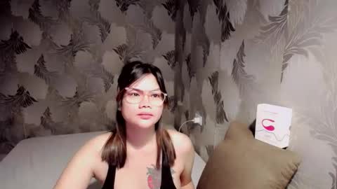 Snapshot of maui2612 chatting on January 14, 10:25 pm Maui 18 online show from January 14, 10:25 pm