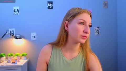 Snapshot of maureencoombs chatting on November 20, 4:12 am maureencoombs online show from November 20, 4:12 am