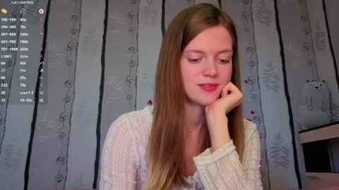 Snapshot of maurineneverman chatting on June 12, 8:24 am Lucy online show from June 12, 8:24 am