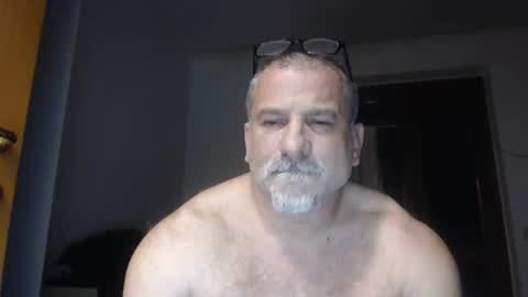 mauro1971 online show from November 8, 7:12 pm