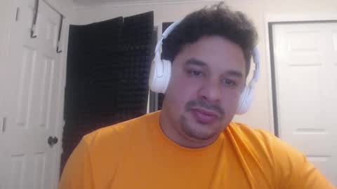 Snapshot of mauro656 chatting on October 6, 10:51 pm mauro656 online show from October 6, 10:51 pm