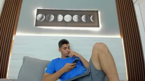 Snapshot of mauro_boy chatting on July 6, 7:05 pm mauro_boy online show from July 6, 7:05 pm