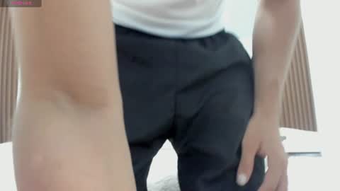 Snapshot of mauro_boy chatting on July 15, 7:08 pm mauro_boy online show from July 15, 7:08 pm