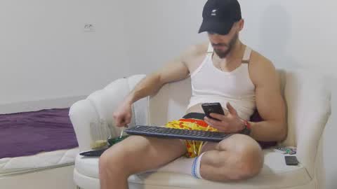 mauro_real_man online show from February 18, 6:48 pm