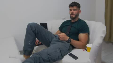 mauro_real_man online show from June 4, 6:14 pm