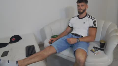 mauro_real_man online show from June 15, 7:16 pm