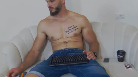 mauro_real_man online show from June 20, 4:54 pm