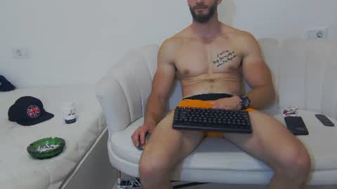 mauro_real_man online show from June 23, 5:44 pm