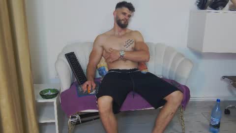 mauro_real_man online show from June 29, 4:07 pm