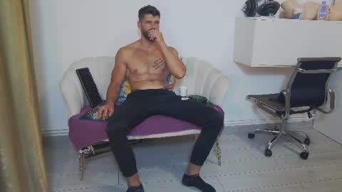 mauro_real_man online show from July 22, 6:38 am