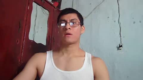 Snapshot of maurodirty chatting on January 11, 8:03 pm Mauro online show from January 11, 8:03 pm