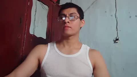 Snapshot of maurodirty chatting on January 13, 6:57 pm Mauro online show from January 13, 6:57 pm