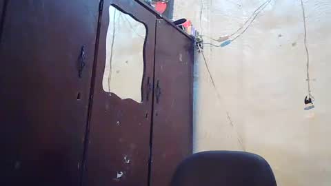 Snapshot of maurodirty chatting on January 16, 7:01 am Mauro online show from January 16, 7:01 am