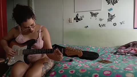 mauroluxandra online show from January 13, 9:09 pm