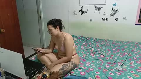 mauroluxandra online show from January 20, 11:32 pm