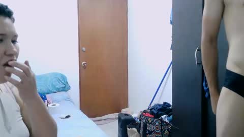 mauroluxandra online show from February 9, 11:31 pm