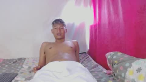 Snapshot of mauryandjonny chatting on February 23, 8:33 pm mauryandjonny online show from February 23, 8:33 pm