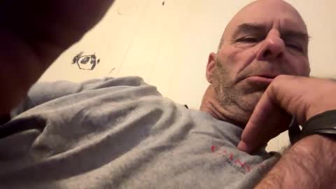 Snapshot of maverick7000 chatting on December 21, 5:40 pm maverick7000 online show from December 21, 5:40 pm