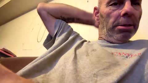 Snapshot of maverick7000 chatting on December 31, 7:20 am maverick7000 online show from December 31, 7:20 am