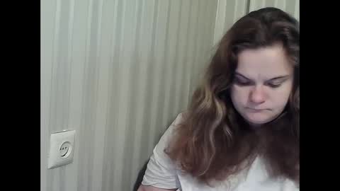 Snapshot of mavka2025 chatting on November 6, 7:42 am Mavka2025 online show from November 6, 7:42 am