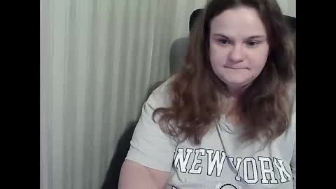 Snapshot of mavka2025 chatting on November 9, 9:57 pm Mavka2025 online show from November 9, 9:57 pm