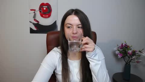 MavkaCute online show from November 4, 7:13 pm