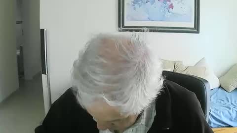 Snapshot of max_2017 chatting on June 3, 6:57 pm max_2017 online show from June 3, 6:57 pm