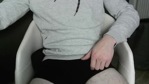 Max online show from March 13, 4:57 pm