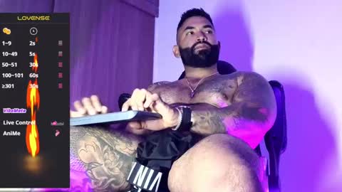 max__prada online show from October 18, 1:30 am