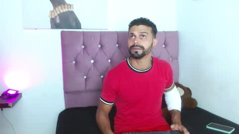 Max  Ashley online show from October 5, 9:02 pm