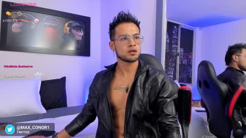 Snapshot of max_conor_ chatting on January 31, 11:35 am Max Conor online show from January 31, 11:35 am