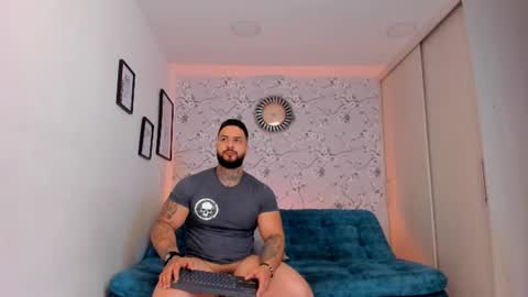 Snapshot of max_dic1 chatting on July 11, 12:24 am max D. online show from July 11, 12:24 am