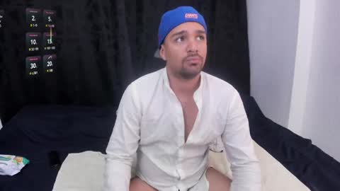 Snapshot of max_ed chatting on May 27, 4:09 am edward online show from May 27, 4:09 am