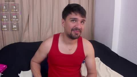 Snapshot of max_ed chatting on June 6, 5:56 am edward online show from June 6, 5:56 am