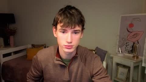 Max online show from December 17, 4:07 am