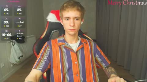 Max Gen with tats 24years  And Ethan without tats 20 years online show from December 25, 11:31 pm