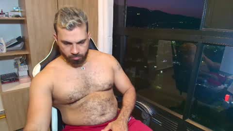 max_love25 online show from March 4, 11:22 pm