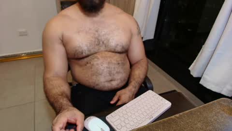 Snapshot of max_love25 chatting on July 14, 2:05 am max_love25 online show from July 14, 2:05 am