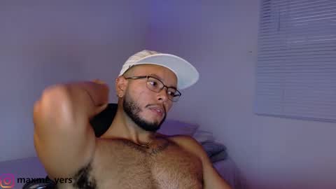 max_meyer online show from October 7, 10:40 pm